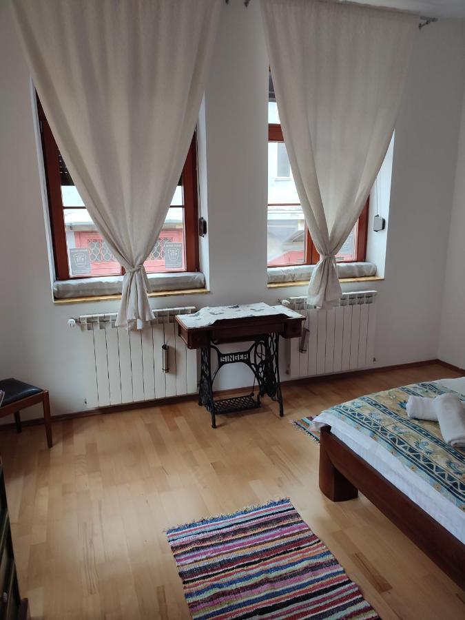 Retro House Mountain View Villa Brasov Bagian luar foto