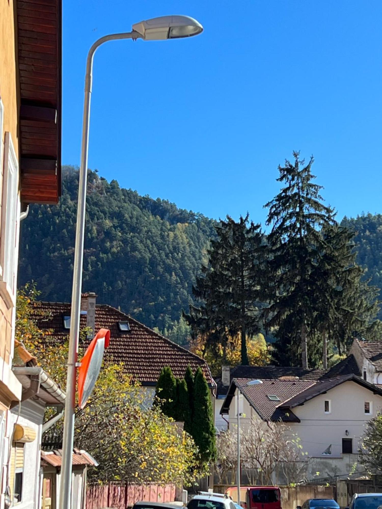 Retro House Mountain View Villa Brasov Bagian luar foto